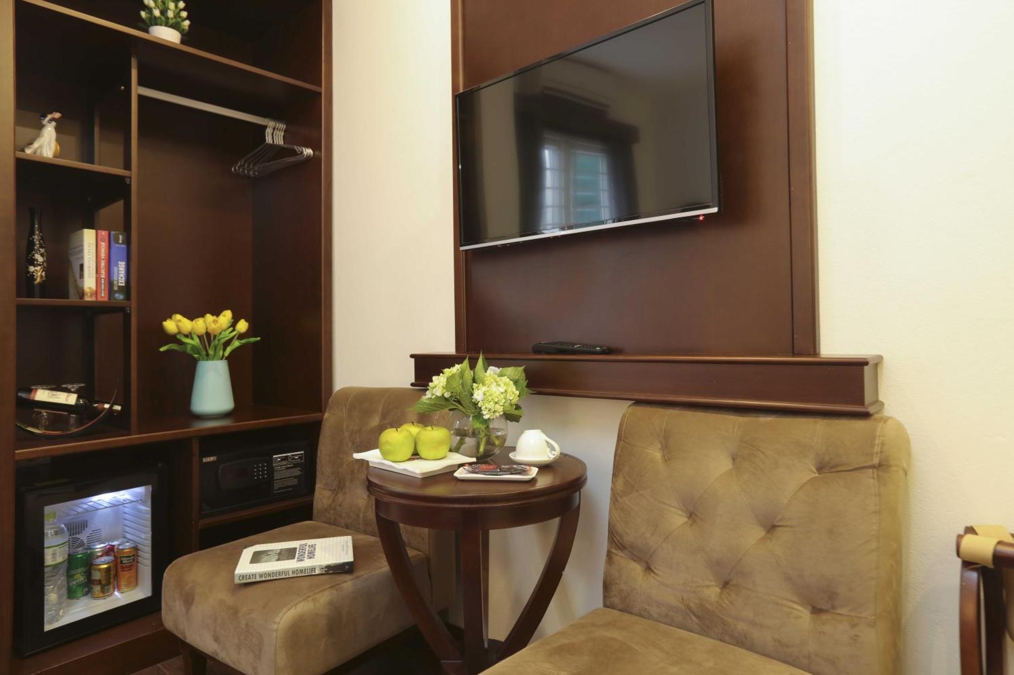 The Sinh Tourist Hotel & Travel Hanoi Exterior photo