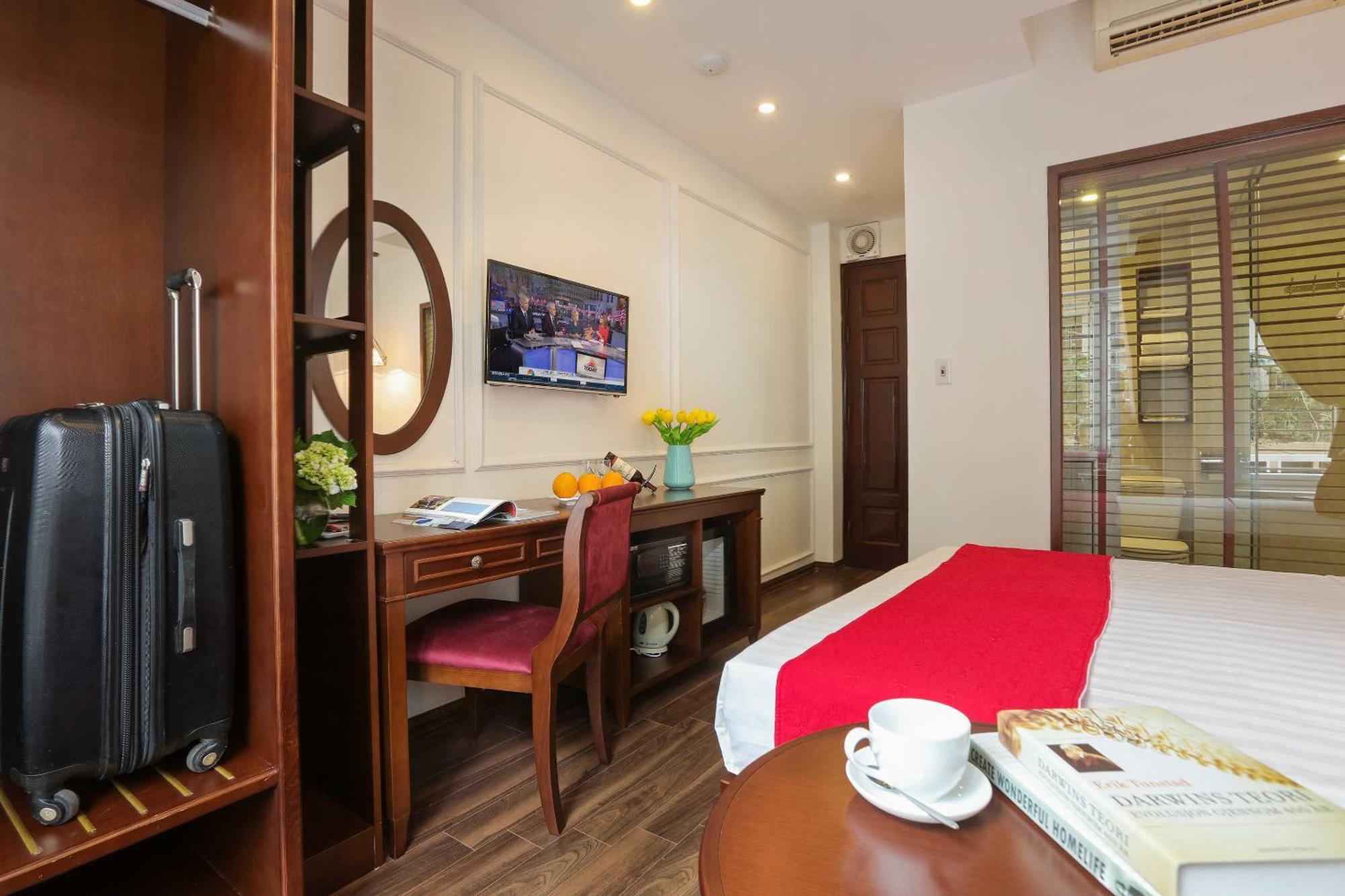 The Sinh Tourist Hotel & Travel Hanoi Exterior photo